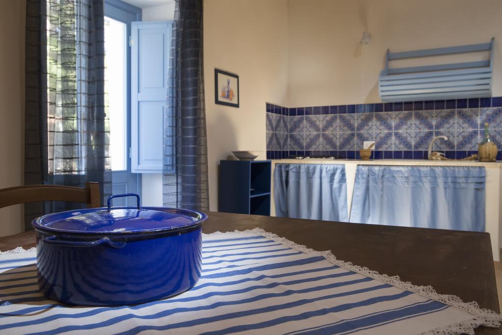 Le Case Dello Zingaro Contrada Sauci Grande Quarto foto